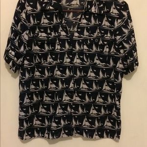 Alfred Dunner woman’s 8p button up sailboats top